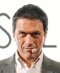 Dr.Giulio Toscani