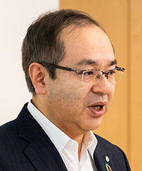 長谷部 佳宏