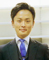 迫 俊亮