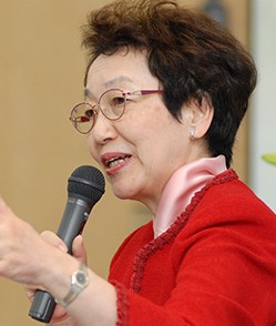 川口 より子