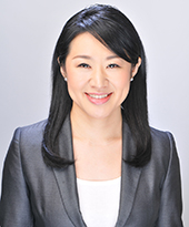 越 直美