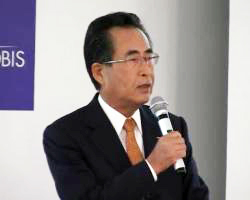 作田 久男